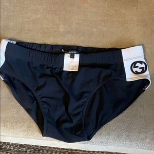 New never worn Gucci bathing suit